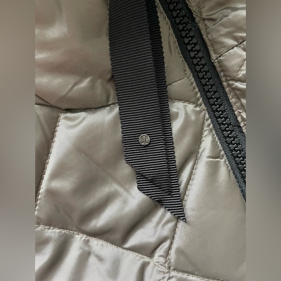 lululemon The Fluffiest Vest - REVERSIBLE! - Picture 7 of 15